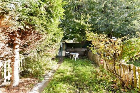 73 Gosport road-14_resized.jpg