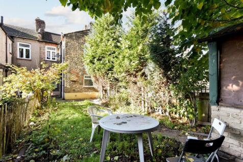 73 Gosport road-17_resized.jpg