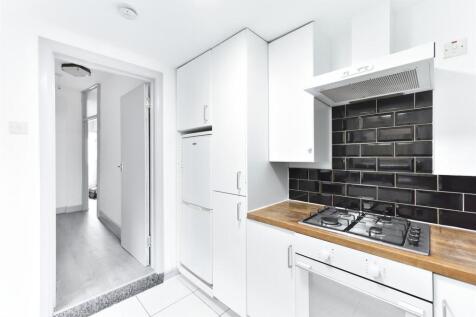 73 Gosport road-26_resized.jpg