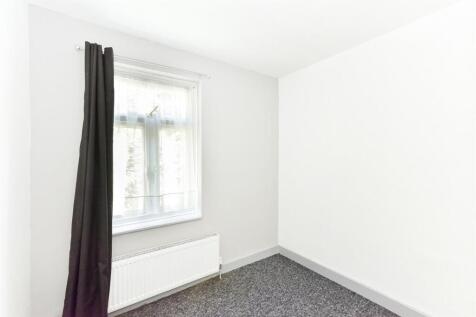 73 Gosport road-5_resized.jpg