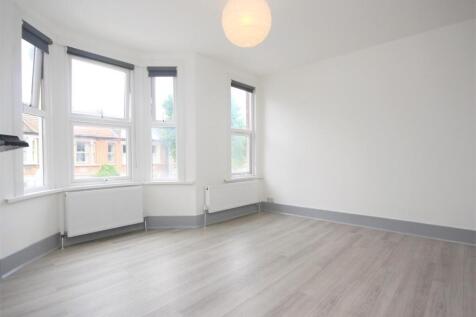 Master Bedroom 1.JPG