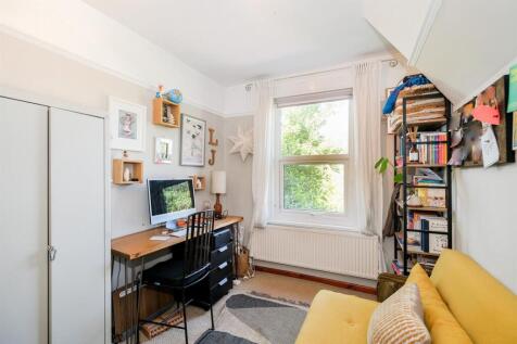 47 Hamilton Road E17-17_web.jpg