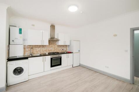 20 North Birkbeck Road - Flats 2, 3, 4-4_web.jpg