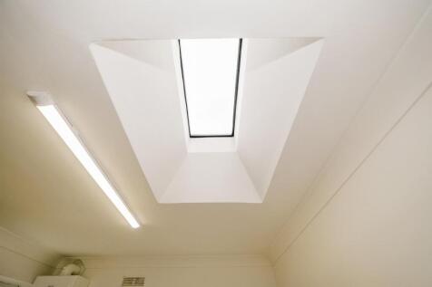 North Birkbeck studio ground floor flat-11_web.jpg