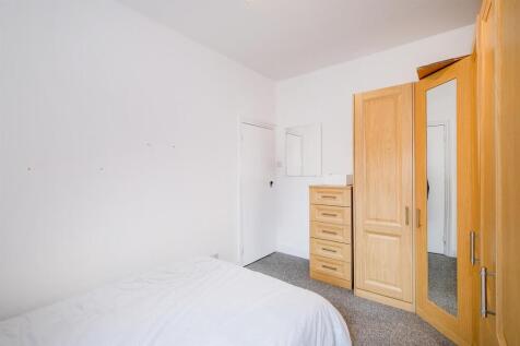 fff 64 Lindley Road-6_web.jpg