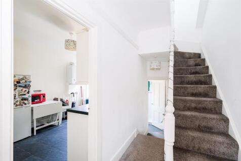 283 Markhouse Road-5.jpg