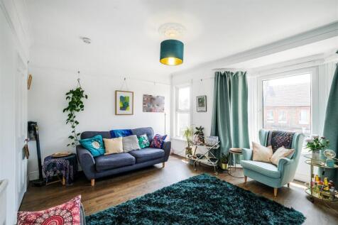 283 Markhouse Road-7.jpg