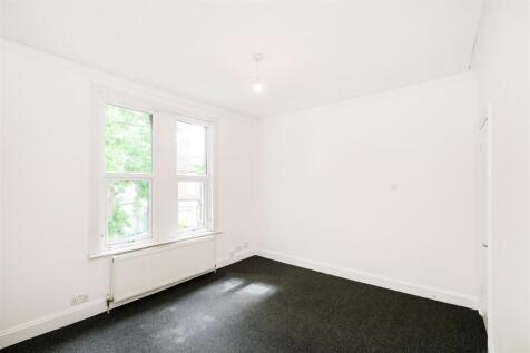 bedroom one diff.jpg