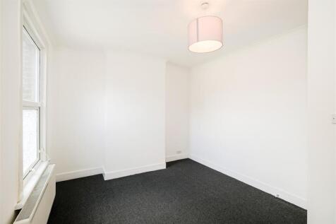bedroom one.jpg
