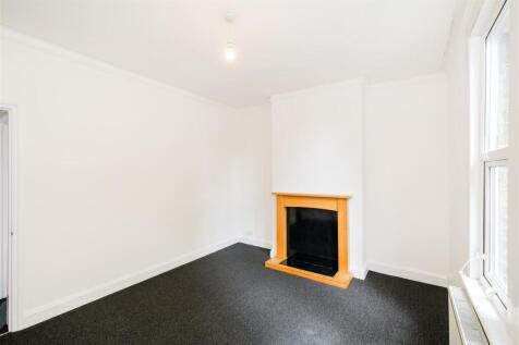 lounge 1.jpg