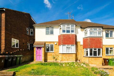 71 Bryon Road-19.jpg