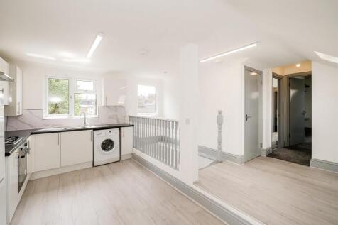78-80 Spruce Hills Flat 5-18_web.jpg