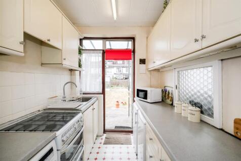 104 Matlock road-14.jpg