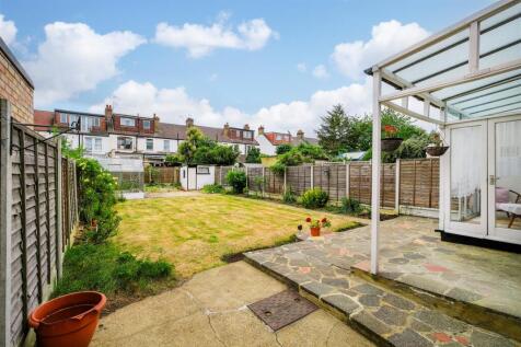 104 Matlock road-19.jpg