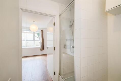 en suite split.jpg