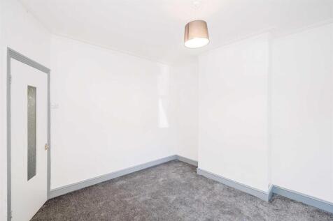 6 Cornwallis road-4.JPG