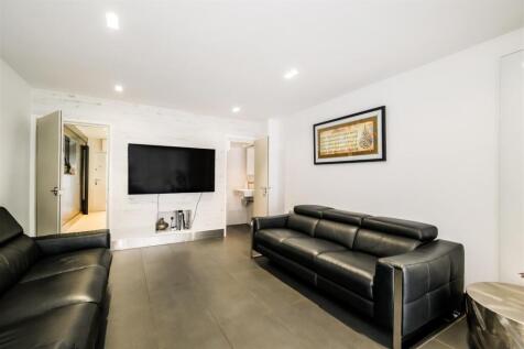 2 glen mews-7.jpg