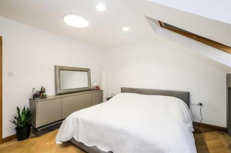 2 glen mews-14.jpg