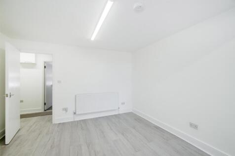 Kitchen Lounge .jpg