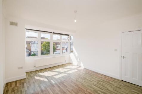 76 kimberley road-10.jpg