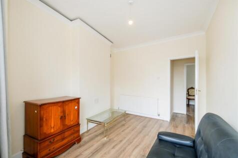 152b Church Road-9.jpg