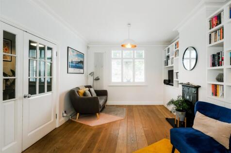 4 Douglas Avenue-23.jpg