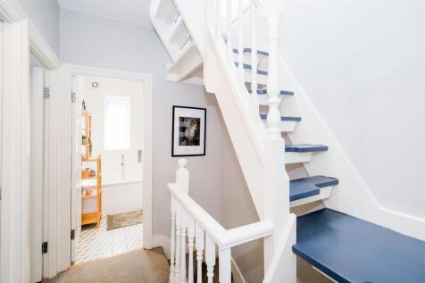 4 Douglas Avenue-5.jpg