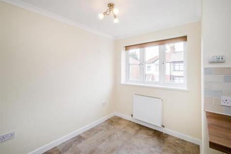 14a Guildford Road-10.jpg