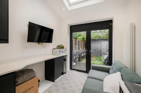 21 Aubrey Road-17.jpg