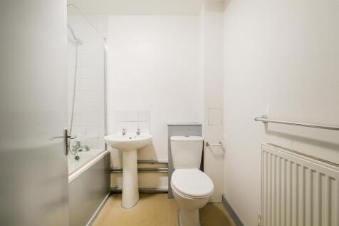 Flat 5, 188 Wanstead Lane-1_web.jpg