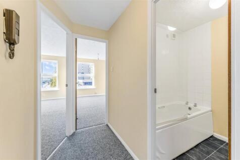 71 Latchingdon court-2.jpg