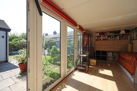 Property Image 25
