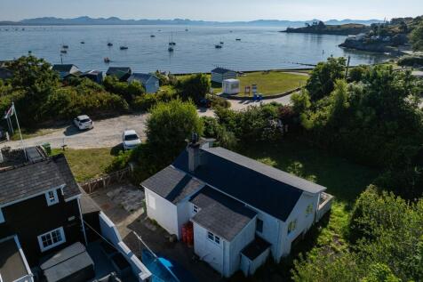 Existing Dwelling with Potential Views