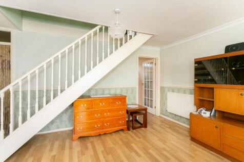 Sitting/dining room