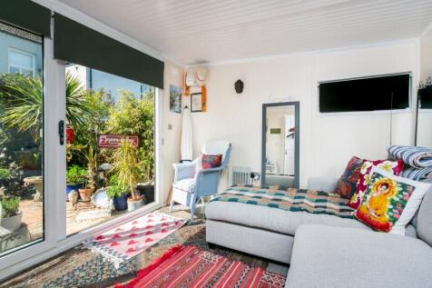 Garden room