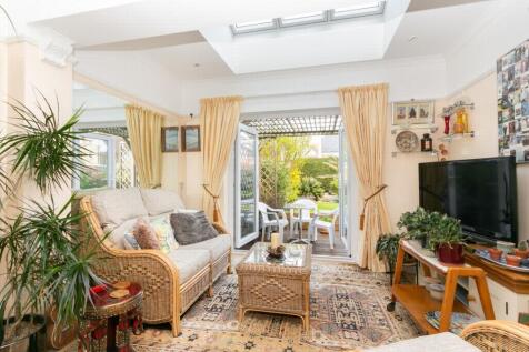 Garden room