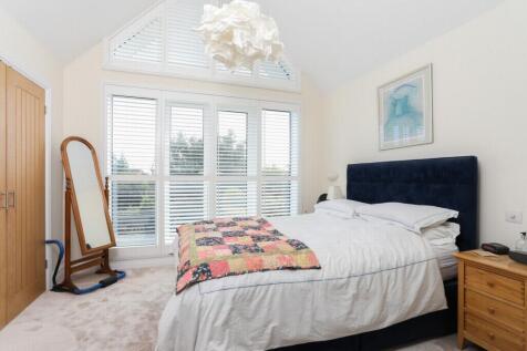 Principal bedroom