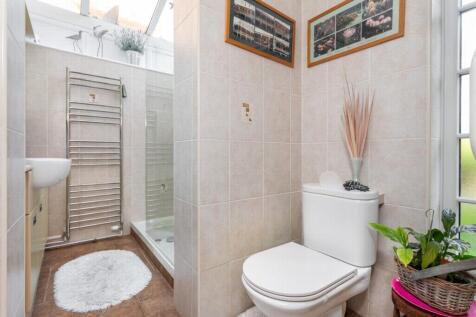 GF shower room