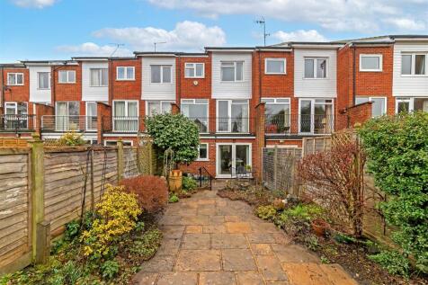 4GranaryClose-32.jpg