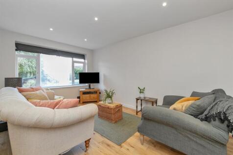 43ButterfieldRoad-14.jpg