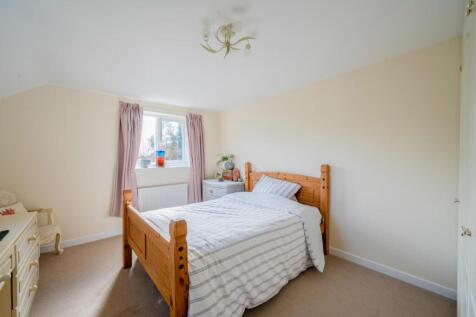 6 BEDROOM 2.jpg