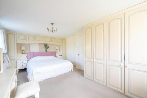 3 BEDROOM 1.jpg