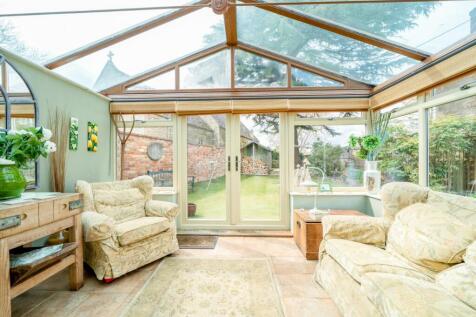 15 CONSERVATORY.jpg