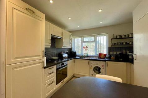The Cresent - kitchen.jpg
