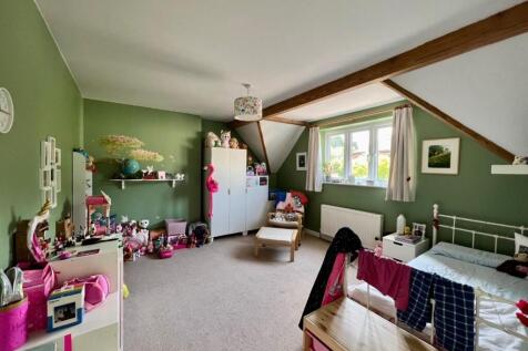 bedroom2.jpg