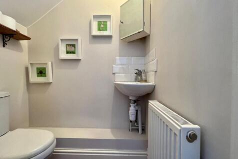 cloakroom.jpg