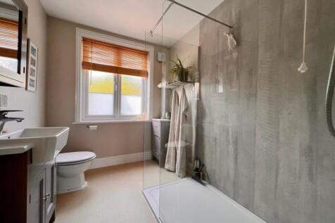 shower room.jpg