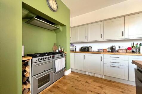 kitchen3.jpg