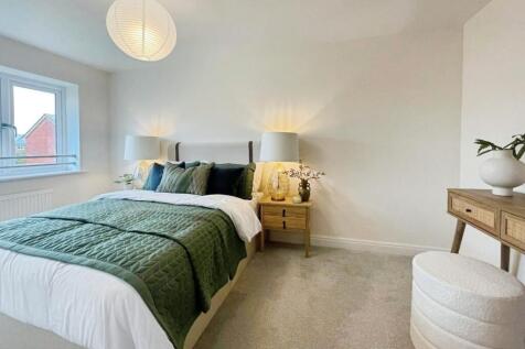 pbox-bedroom-346680.JPG