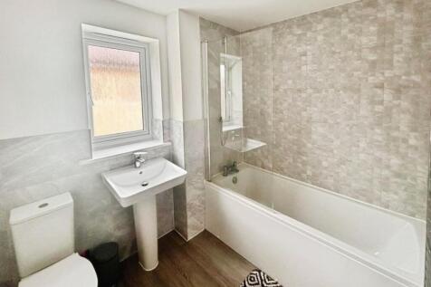 pbox-bathroom-317523.jpg